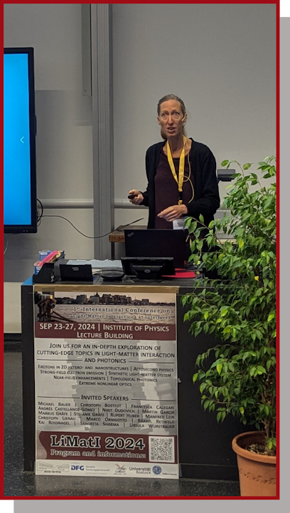 S. Gräfe giving her presentation.